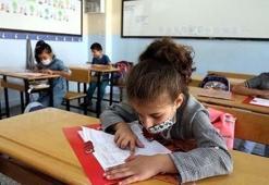 Yarın okul var mı, yarın okullar tatil mi 2022? 4 Mart Cuma okulları kar tatili olan iller