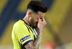 Fenerbahçe'de Jose Sosa kadro dışı bırakıldı mı? Gece hayatı ile gündeme gelmişti...