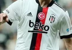 Beşiktaş’a Galatasaray derbisi öncesi iki yıldızdan şok haber!
