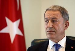 Bakan Akar, Ukraynalı mevkidaşı Reznikov ile görüştü