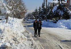 Birçok ilde okullar tatil edildi! Yoğun kar yağışı sonrası son dakika kararı