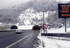 Bolu Dağı geçişinde kar yağışı! Gün içinde etkisini artıracak