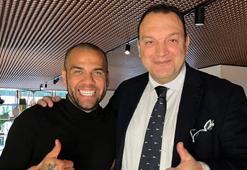 Barcelona'nın Brezilyalı sol beki Dani Alves'ten Galatasaray açıklaması!