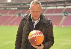 Galatasaray'ın efsanesi Cevad Prekazi'den sert sözler: Herkes hesap vermeli!