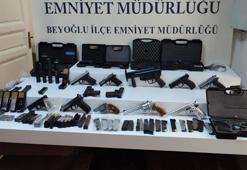 İstanbul’da silah kaçakçılığı operasyonu: 24 silah ele geçirildi