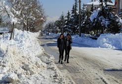 Okullar tatil edildi! Yoğun kar yağışı sonrası son dakika kararı!