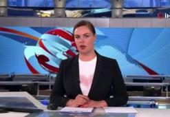 Rusya'da televizyonda şoke eden durum! Bir anda sunucunun arkasında...