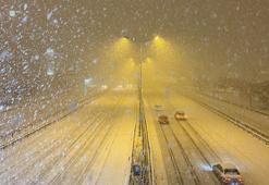 Kuvvetli kar yağışı yeniden başlıyor! Günlerce sürecek, sert soğuklar geliyor! Meteoroloji son dakika duyurdu...