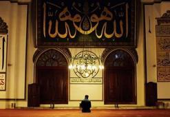 6, 12 ve 100 rekatlık Berat gecesi namazı nasıl kılınır? Berat Kandili namazı kaç rekat, kandil gecesi namazı niyeti nasıl edilir, duası?