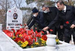 Çanakkale Savaşları kahramanı Seyit Onbaşı mezarı başında anıldı