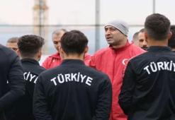 Volkan Demirel'den küfür yiyince soyunma odasında ağlamıştı! Rıza Çalımbay'ın yeteneğine milli davet