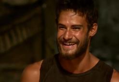 Survivor'da bir aşk bombası daha! Batuhan Karacakaya gönlünü bakın kime kaptırdı...