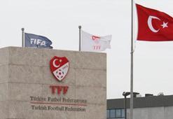 TFF'den flaş hakem kararı! Görevlerine iade edilecekler