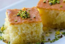 Revani tatlısı tarifi! Evde kolay revani nasıl yapılır? İşte haşhaşlı ve sade revani tarifi!