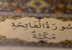 Fatiha Suresi Türkçe Arapça okunuşu ve tefsiri! Fatiha Suresi okumanın yararları ve faziletleri