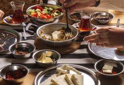 Sahura bu gece mi kalkıyoruz? İlk sahur bugün mü, ne zaman? İşte 2022 sahur vakti ve saatleri!