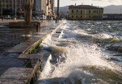 İzmir'de fırtına başladı! Deniz seferleri iptal edildi, 3 Nisan'a kadar sürecek