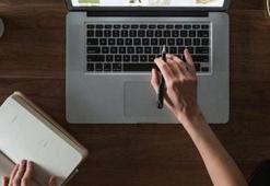 Öğrenciler işin kolay yolunu buldu! İşte internetten ödev yaptırmanın ücreti