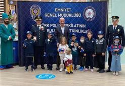 Ankara'da geçmişten bugüne polis kıyafetleri tanıtıldı