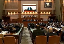 İBB Meclisi'nde öğrenci kartı zammı gerilimi!