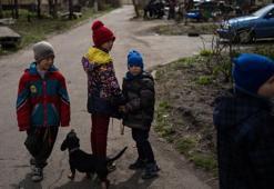 UNICEF: Ukraynada 4,8 milyon çocuk yerinden edildi