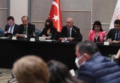 Bakan Karaismailoğlu: Sürekli teyakkuz halindeyiz, gemileri oradan almamız gerekiyor