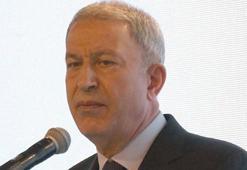 Bakan Akar'dan sürüklenen mayınlarla ilgili flaş açıklama: Gereken tedbirleri aldık
