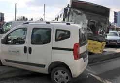 Kağıthane'de zincirleme kaza! İETT otobüs şoförü rahatsızlandı, 6 araca çarptı
