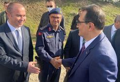 Bakan Dönmez yeni tasarlanan güneş enerji sistemini inceledi