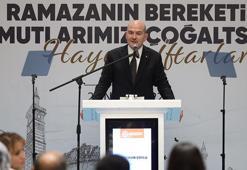 Bakan Soylu, Diyarbakır'da evlat nöbetindeki ailelerle iftarda buluştu