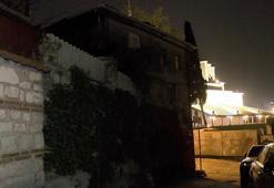 Fatih’te operasyonda görevli polis, kafasına atılan sert cisim sonucu düşerek şehit oldu