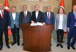 Bakan Muş, Mersin'de