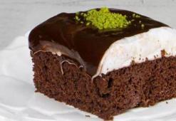 Sunumuyla Fark Yaratan Ağlayan Pasta Tarifi: Ağlayan pasta nasıl yapılır?