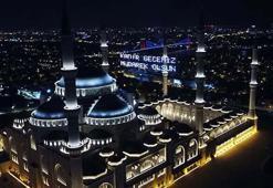 2022 Kadir Gecesi mesajları ve sözleri! Resimli, en güzel, anlamlı, yeni, özlü, dini, dualı, ayetli, hadisli Kadir Gecesi mesajları 2022!