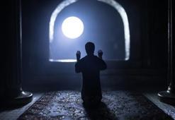 Peygamber Efendimizin Kadir Gecesi okuduğu dua! Allahümme inneke afüvvün duası Türkçe ve Arapça anlamı
