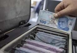 SSK, BAĞKUR, MEMUR emekli bayram ikramiyesi yattı mı? Emekli ikramiyesi ne zaman yatacak, bayram ikramiyesi saat kaçta, neye göre yatacak?