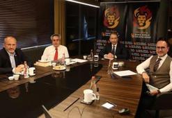 Galatasaray'dan iki bomba birden! Cenk Ergün ve Levent Nazifoğlu menacerlerle görüşmelere başladı...
