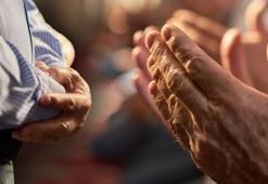 Ramazan Bayramı namaz saatleri belli oldu! Diyanet il il açıkladı