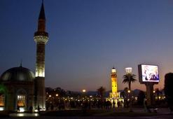 İzmir’de bayram namazı kaçta başlıyor? İzmir’de bayram namazı saati kaç? Türkiye’de bayram namazı saatleri ve İzmir’de Ramazan Bayramı namazı saati!
