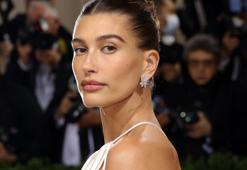 Hailey Baldwin'in Met Gala partisindeki sütyenin fiyatı şoke etti!