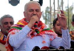 Binali Yıldırım: Bize düşen güçlü olmak, masum ve mağdur insanlara destek olmaktır