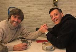 Rıdvan Dilmen'le Mesut Özil arasında Bebek'te sürpriz buluşma!