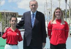 Cumhurbaşkanı Erdoğan: Sizi yalnız bırakmayacağız, ne gerekiyorsa yapmakta kararlıyız