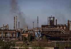 Rusya’nın Azovstal fabrikasına fosfor bombası ile saldırı düzenlediği iddia edildi