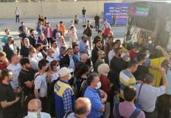 Daha fazla dayanamadılar! Kadıköy'de vatandaşlar İETT otobüsünün önünü kesti