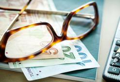 Emekli aylıklarına ve memur maaşlarına büyük zam! Oranlar artıyor, en düşük zam miktarı 2.874 TL olacak
