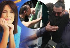 Ünlü spiker Özlem Sarıkaya'ya veda! 'Kır çiçeğim, çiçeğini bize bırakıp gitti'