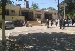 Akraba iki aile arasında silahlı kavga! Ölü ve yaralılar var