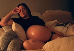 Ashley Graham ölümden döndü! 'Evde doğum yaparken neredeyse ölüyordum'