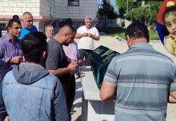 Annesinin öldürdüğü minik Ela’ya acı veda!